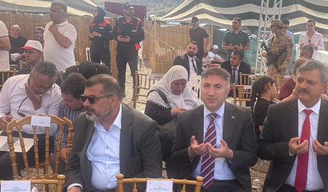 Cudi Dağı'nda Hz. Nuh'u Anma Merasimi Düzenlendi: Batman Üniversitesi de Katıldı