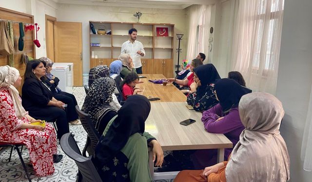 Dijital dünyanın tuzaklarına karşı Sasonlu kadınlara "Bilinçli" kalkan!