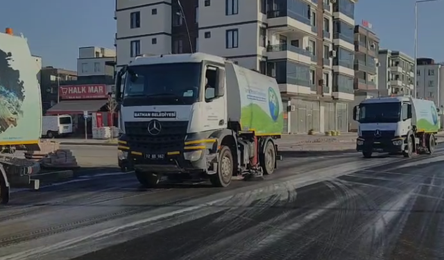 NECAT NASIROĞLU BULVARI AÇILIŞA PIRIL PIRIL HAZIRLANIYOR