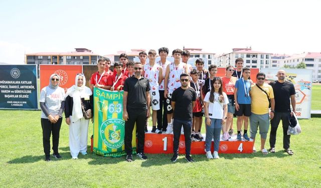 Batman Atletizm Takımı Yarı Finali Zirvede Tamamladı