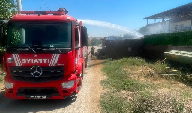 Batman’da Ahır Yangını Paniği! Alevler Güçlükle Kontrol Altına Alındı