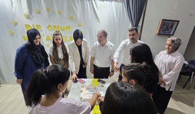 Batman’da Çocuklar Kur’an-ı Kerim’e Geçiş Sevincini Yaşadı