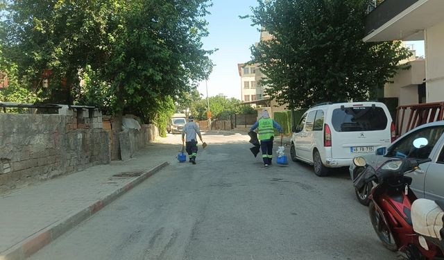 Batman’da Mahallelerde Temizlik Çalışmaları Sürüyor