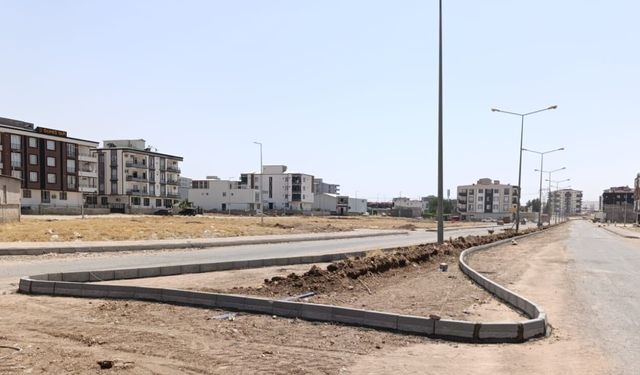 Bozulan Parke Yollar Tek Tek Yenileniyor