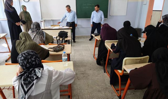Hafızlık Kur'an Kursu Öğrencilerine Ölçme Ve Değerlendirme Sınavı