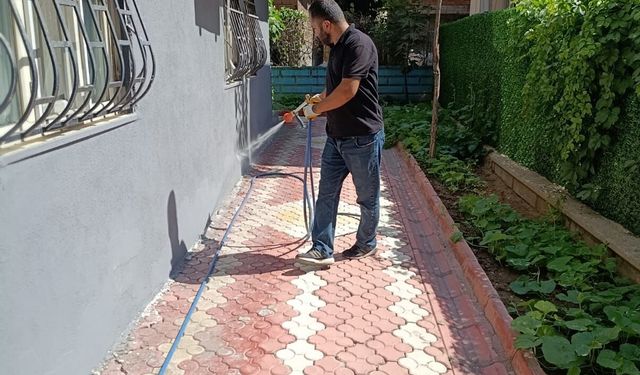 Haşere ve Vektörlerle Mücadele Sürüyor
