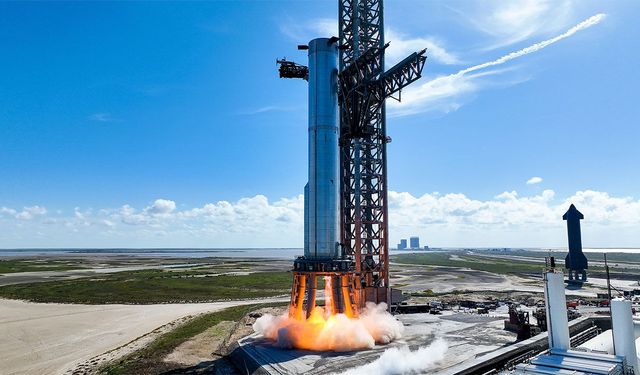 SpaceX roketi Ay'a mı çarpacak, neden?