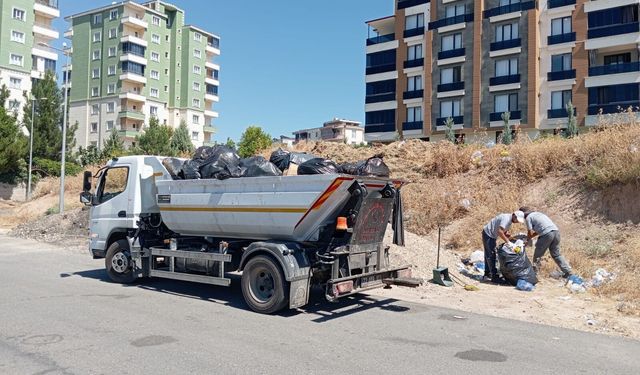 Temizlik İçin Kentte Girilmedik Sokak Bırakılmıyor