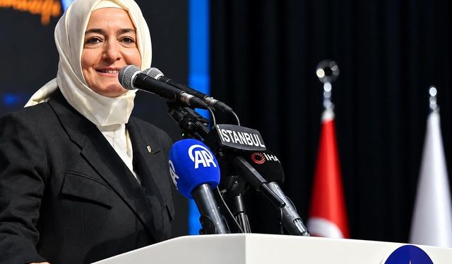 Fatma Betül Sayan Kaya Neden İstifa Etti Son Dakika Eşi İlyas Kaya Kimdir, Nereli Kaç Yaşında Ne İş Yapıyor?