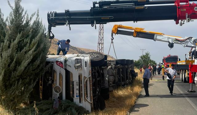 Boş Tanker Demirbilek’te Yan Yattı