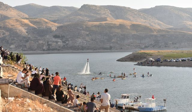 Hasankeyf’te Festival Coşkusu: Batmanlılar Tarihi İlçeye Akın Etti