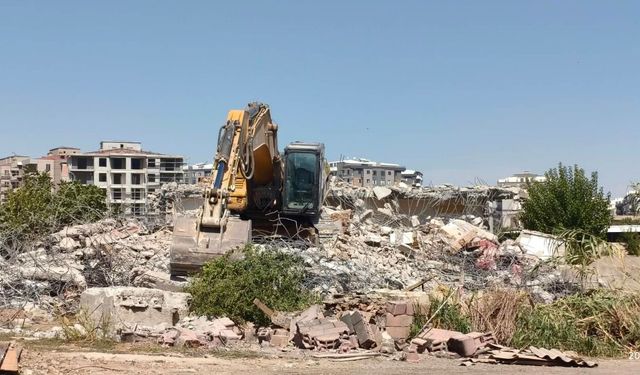 Kuzeydoğu Çevre Yolu’nda Engeller Tek Tek Kaldırılıyor
