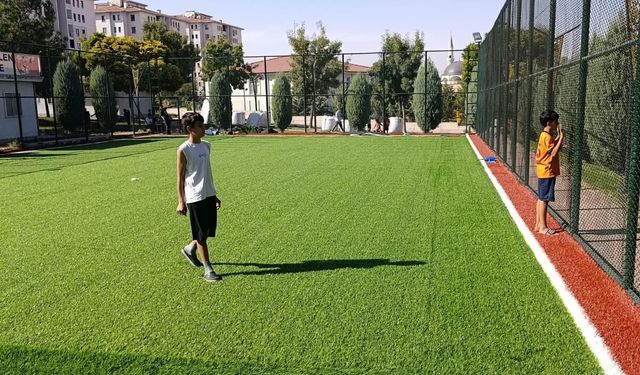 Spor alanları çocuk ve gençlerin kullanımına hazır