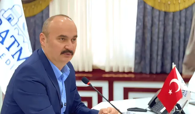 Vali Canalp: Gazilerimizin her madalyası bağımsızlığımızın nişanesidir