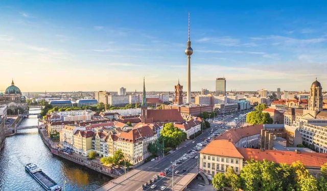 Almanya’dan Türkiye’ye İş Fırsatı! Çok Sayıda Meslek İçin Personel Alımı Başladı