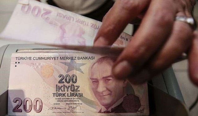 MİLYONLARIN GÖZÜ BU HABERDE! 2027 ZAM BOMBASI PATLADI: ASGARİ ÜCRET, MEMUR VE EMEKLİ MAAŞLARI İÇİN O RAKAM VERİLDİ!