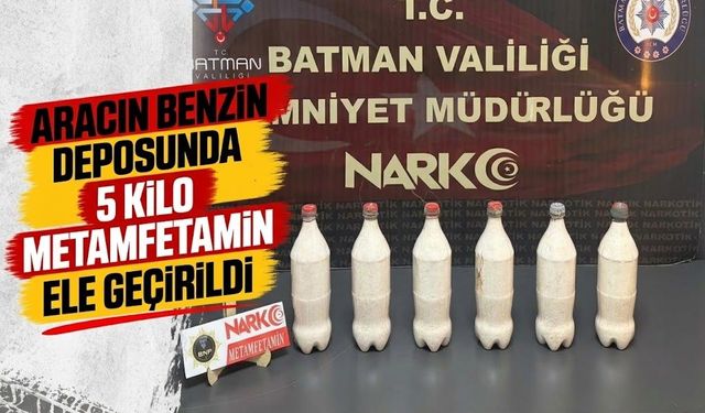 Aracın Benzin Deposunda 5 Kilo Metamfetamin Ele Geçirildi