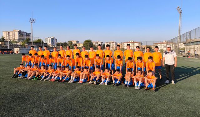 Batman Belediyesi Adeta Futbolcu Fabrikası