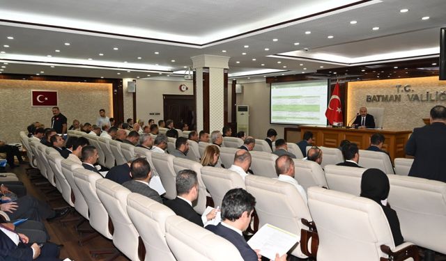 Batman’da Gün Doğmadan Mesai! Saat 05.00’te Valilikte Ne Konuşuldu?