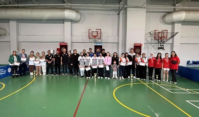 Dartın Şampiyonu Karpuzlu Ortaokulu Oldu