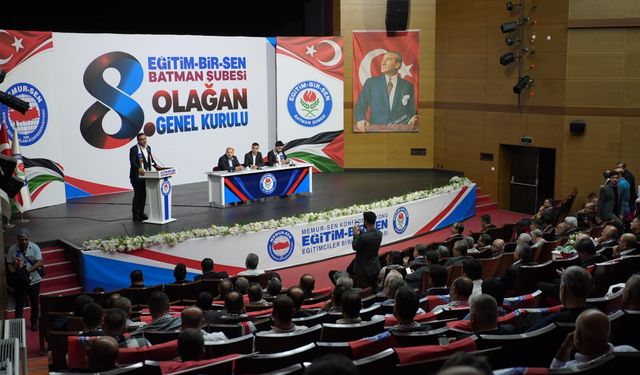 Eğitim-Bir-Sen’de Şehmuz Önlü güven tazeledi