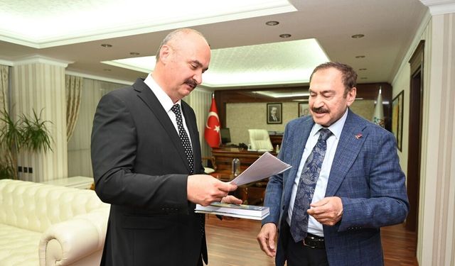 Eski Bakan Veysel Eroğlu’ndan Batman Valisi Ekrem Canalp’e ziyaret
