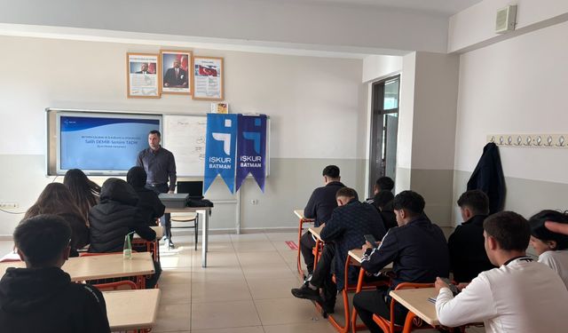 Öğrenciler Geleceklerini Bilinçli Seçimlerle Şekillendirecekler