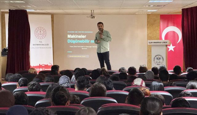 Okullarda Yapay Zekâ Okuryazarlığı Eğitimleri Başladı