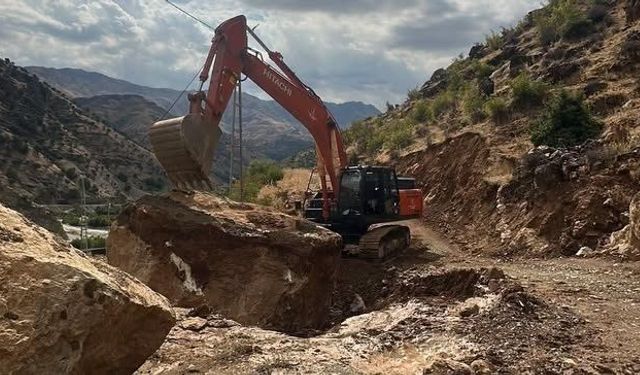 Sason’da Heyelan Seferberliği: Ekipler Sahaya İndi