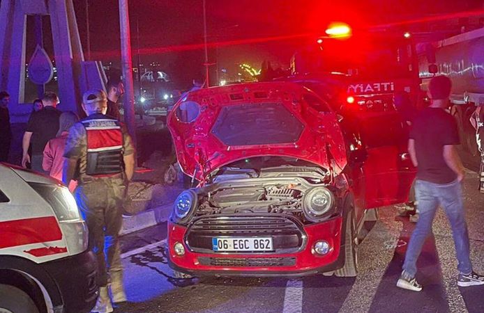 Batman’da Feci Çarpışma: Tanker ile Otomobil Çarpıştı, 3 Yaralı