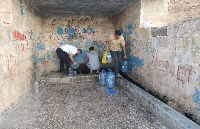 Gercüş’ün 100 Yıllık Lezzeti: Tela Çeşmesi Hâlâ Şifa Gibi Akıyor