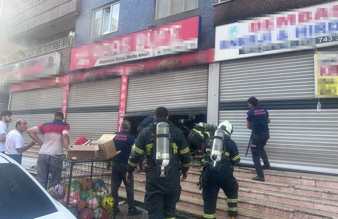 Batman’da Büfede Sabaha Karşı Yangın
