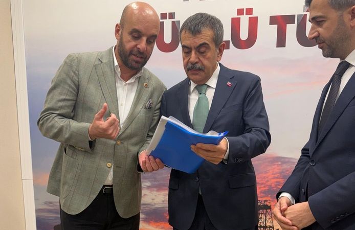 Beşiri’de öğretmenevi İhale süreci için Bakan Tekin’e talep iletildi