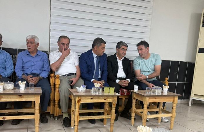Ekmen, Yangında Hayatını Kaybedenlerin Ailelerine Taziye Ziyaretinde Bulundu