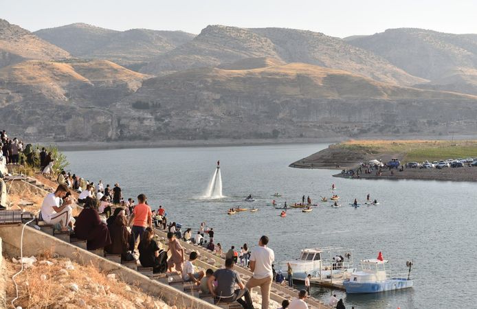 Hasankeyf’te Festival Coşkusu: Batmanlılar Tarihi İlçeye Akın Etti