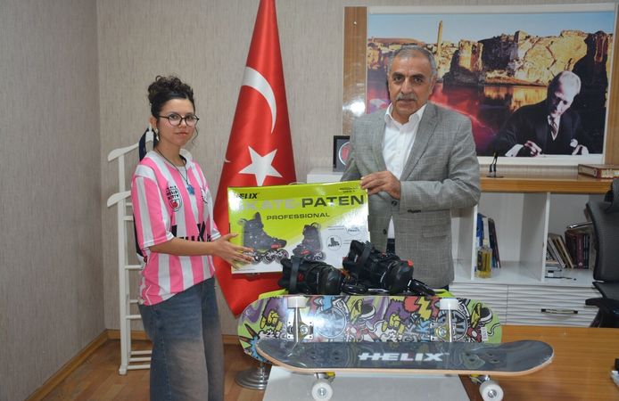 Paten ve Kaykay Şampiyonlarına Ödül