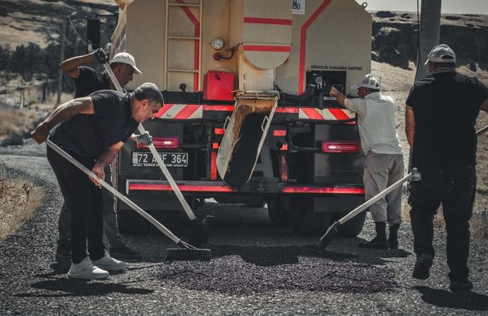 Yeşilöz ve Demirlipınar Köyleri Arasındaki Yol Yenilendi