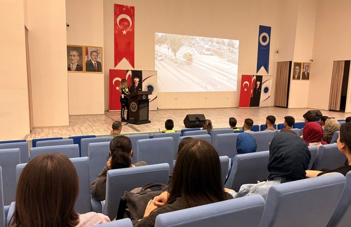 Batman Üniversitesi’nde Motosiklet Sürücülerine Hayati Uyarılar!