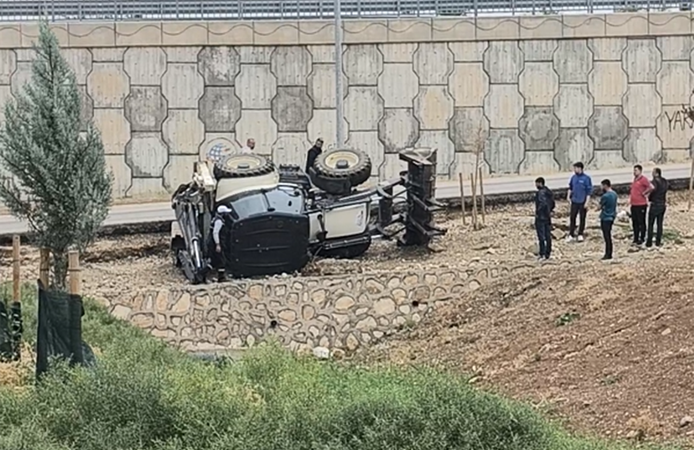 Batman’da Kepçe Devrildi: Sürücü Hafif Yaralandı