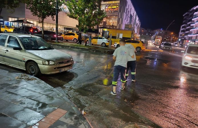 Batman’da Sağanak Alarmı! Belediye Ekipleri Sahaya İndi