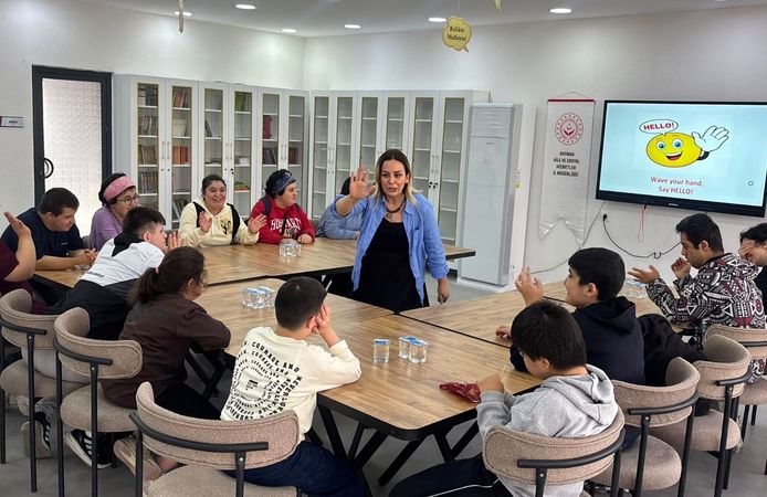 Engelsiz Eğitim İçin “English Together” Buluşması