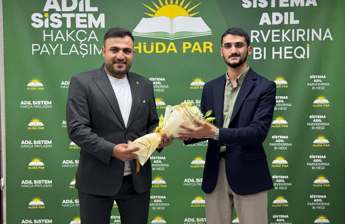 HÜDA PAR Batman Gençlik Kollarında Bayrak Değişimi