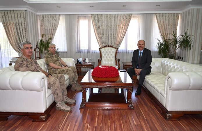 Tümgeneral Şakir Uslu Batman’daydı