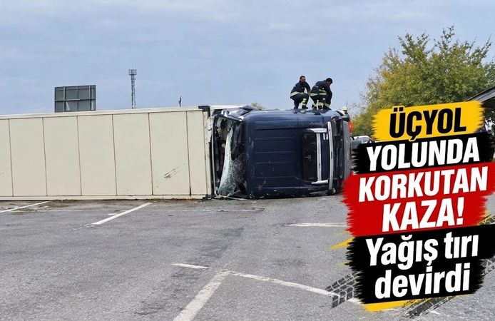 Üçyol yolunda korkutan kaza! Yağış tırı devirdi