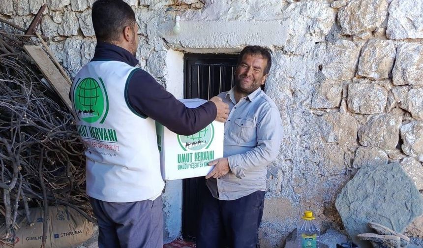 Umut Kervanı Gercüş Temsilciliği'nden Ramazan Yardımı