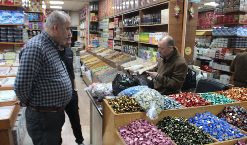 Bayram Şekerleri Tezgahlarda Yerini Aldı