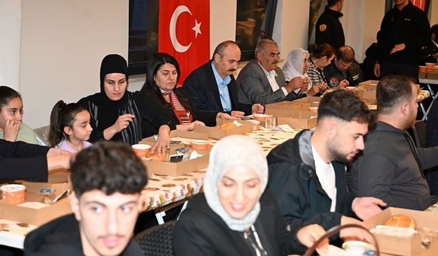 Batman Valisi, Şehit yakınları ve Gazileri iftarda ağırladı