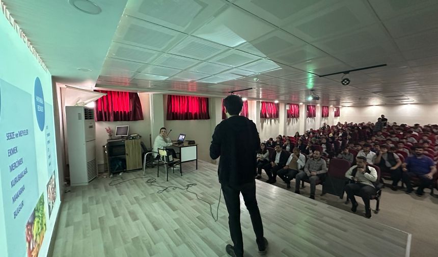 Seyitler İmam Hatip'te Beslenme ve Hareket Eğitimi