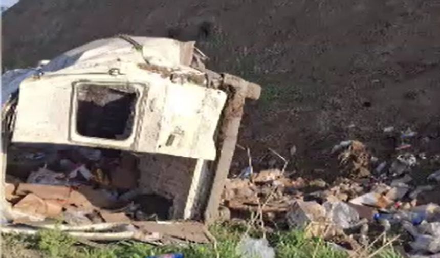 Silvan'da minibüs yan yattı; 1 ölü, 1 yaralı