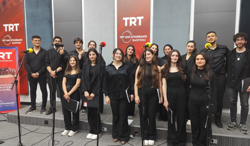 Batman Üniversitesi Korosu TRT Türkü’de Türkiye’ye Seslendi